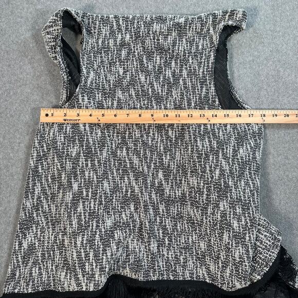 Jessica Simpson Fringe Sweater Vest Women's Medium Boho Black White Sleeveless - Picture 6 of 7